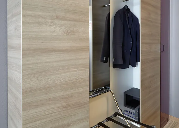ديماس سيتي فندق 3*