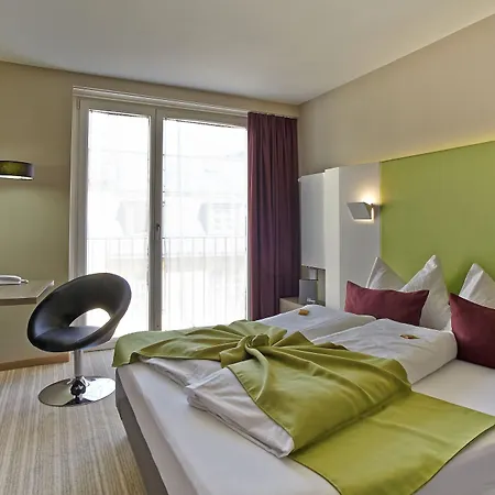 Demas 3* Munich