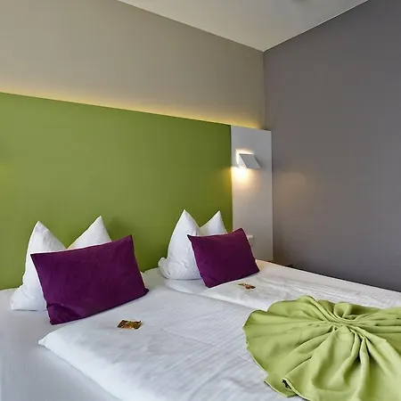 Demas 3* Munich