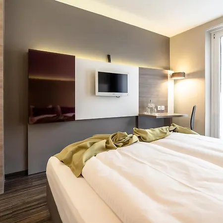 Demas Hotel